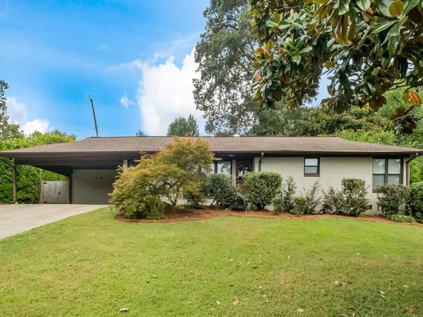 4429 Dolly Ridge Rd, Birmingham, AL 35243
