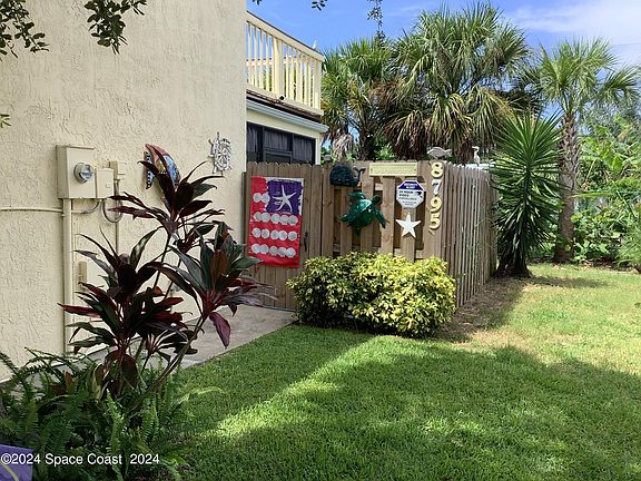 2nd image of 8795 Live Oak Ct