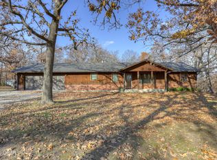 4642 Dolphin Dr, Joplin, MO 64804
