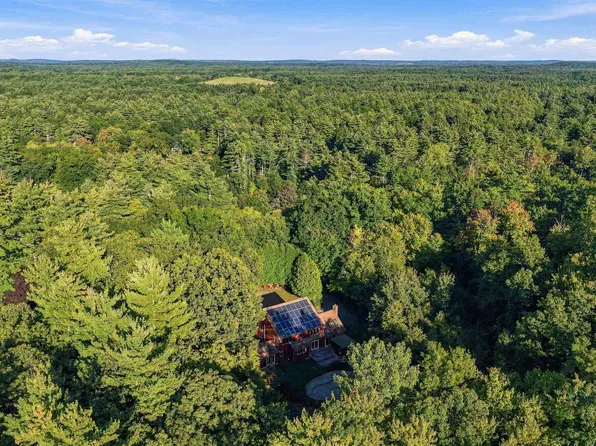 7 Cobblestone Place, Merrimack, NH 03054
