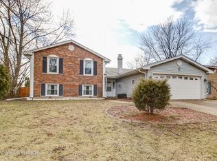 541 Cumberland Ln, Bolingbrook, IL