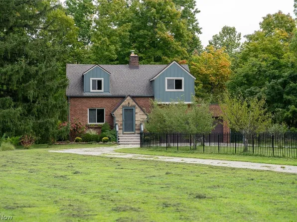 6065 Hopkins Rd, Mentor, OH 44060