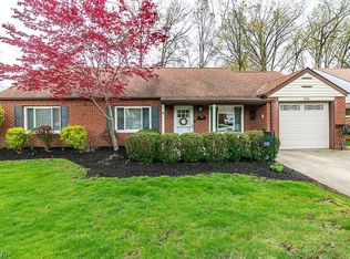 555 Walnut Dr, Euclid, OH 44132