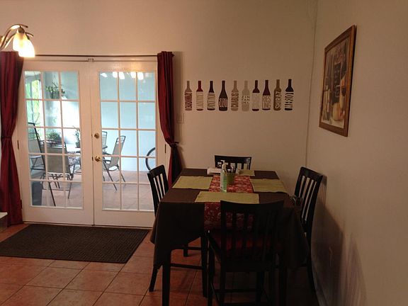 Eat in Kitchen