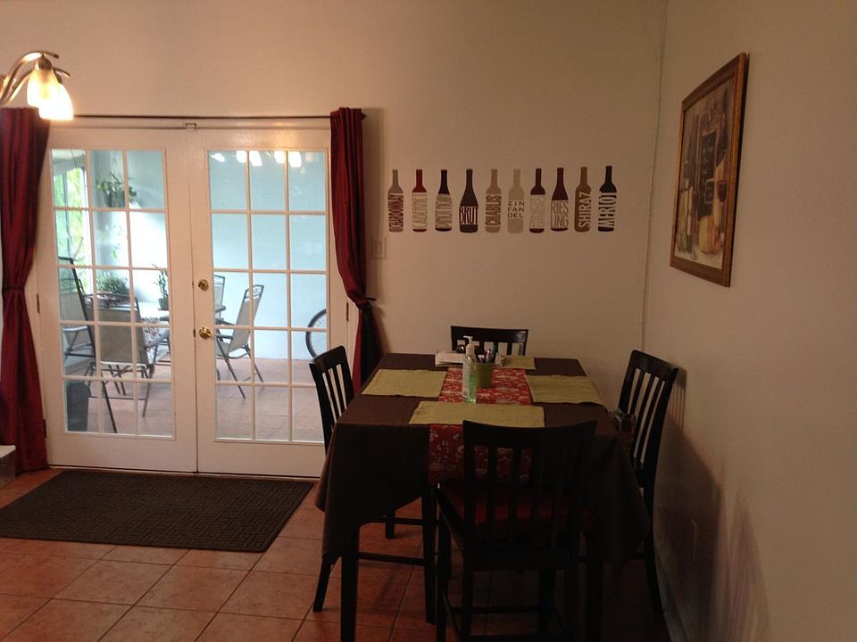 Eat in Kitchen