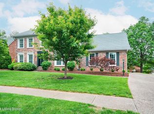 10809 Golden Maple Pl, Louisville, KY 40223
