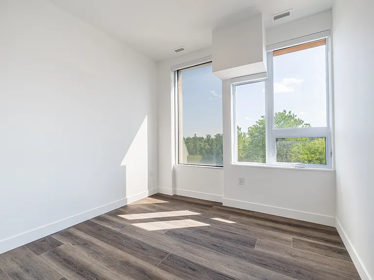 1600 James Naismith Dr — Photo 42