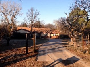 9818 E Meadow Brook Ln, Stillwater, OK 74075