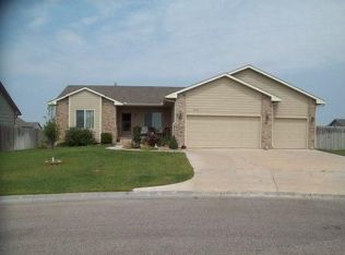 1646 W Windrose Ct, Haysville, KS 67060