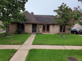3010 N Blue Meadow Cir, Sugar Land, TX 77479