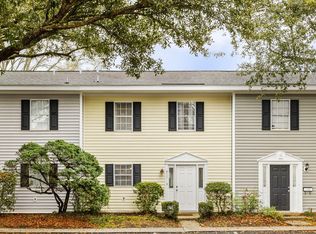433 Carriage Ln, Mount Pleasant, SC 29464