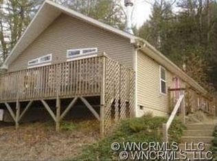 145 Ginger Ln, Waynesville, NC 28785