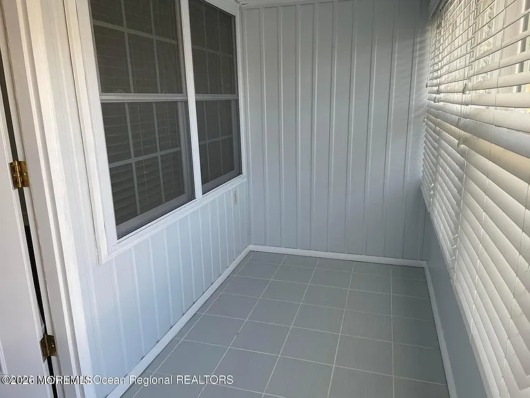 393 Chesterfield Ct #A — Photo 2