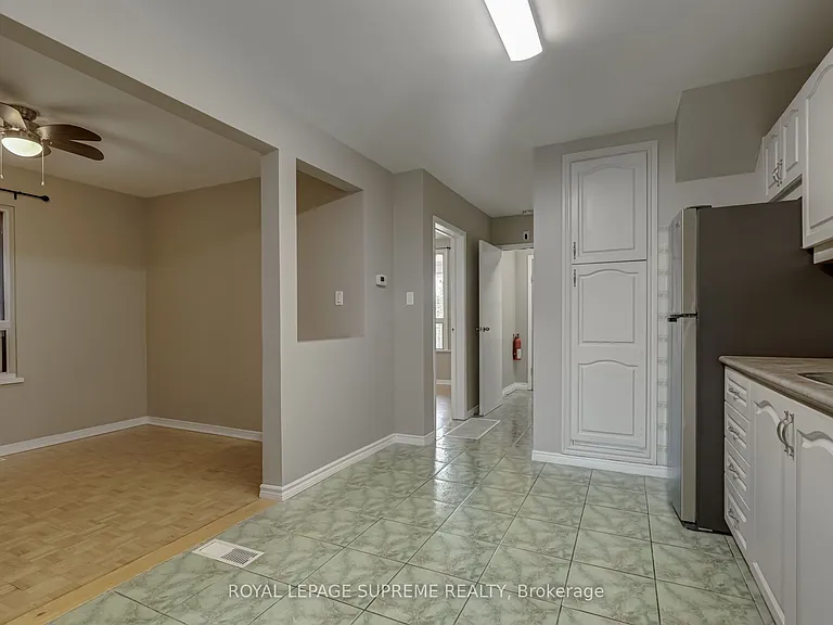 367 Westmoreland Ave N #MAIN — Photo 5
