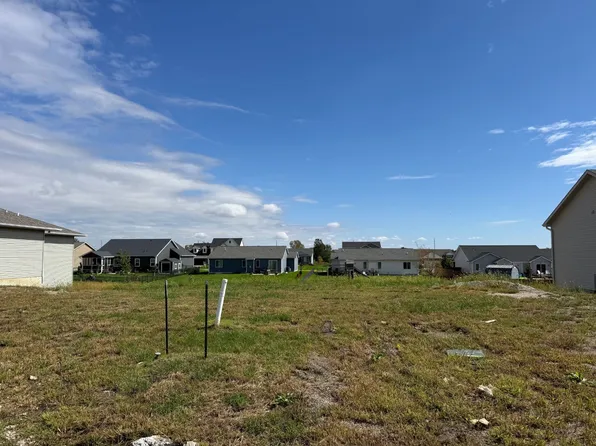 940 Wild Oak Dr, Huxley, IA 50124