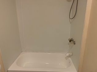 226 Brightman St APT 1, Fall River, MA 02720