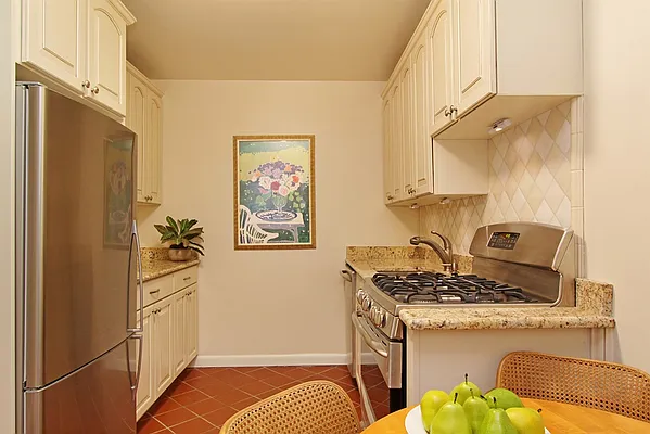 Sold by Corcoran | media 4