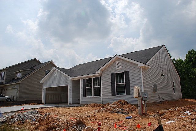 1st image of 875 SE Westlawn Drive