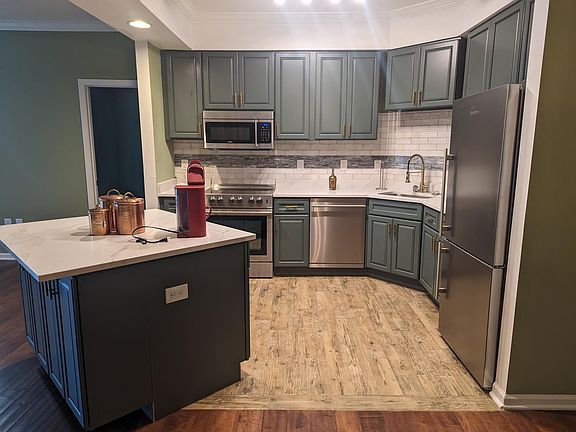 4th image of 380 Marshland Rd APT J21