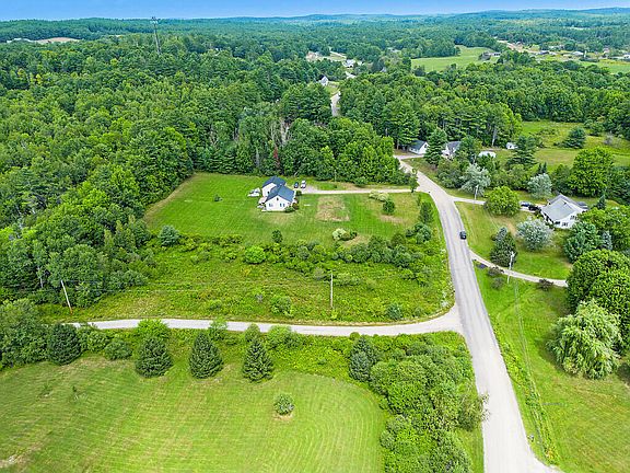 4th image of 63 Rockwood Estates