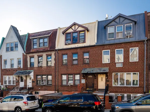 20-67 32nd Street image 4 of 5