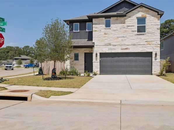 6816 Hart Oak Dr, Conroe, TX 77304