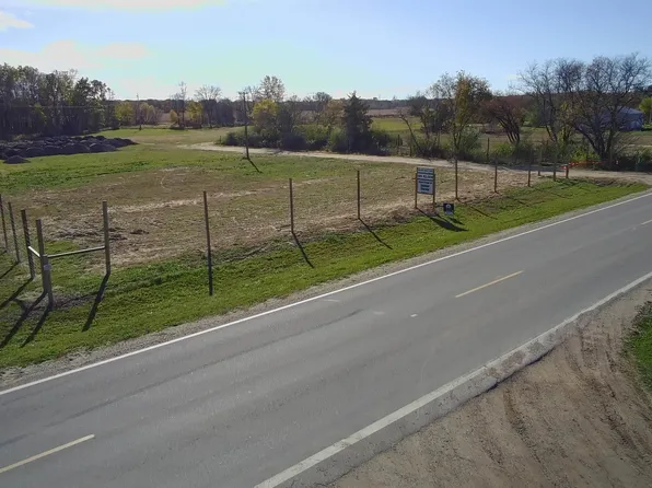 8386 E Sidney Rd, Crystal, MI 48818