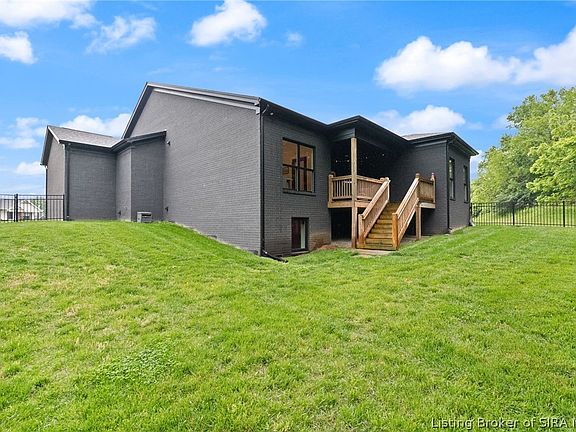 5th image of 6015 Heaven Hill Drive