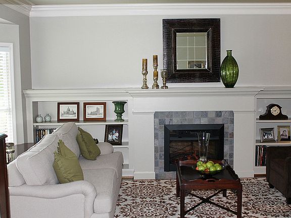 4th image of 610 Fair Oaks Ln