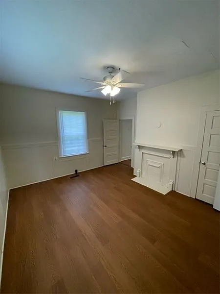 2 bed, 1.0 bath, 1010 sqft, $1,350 — Photo 3