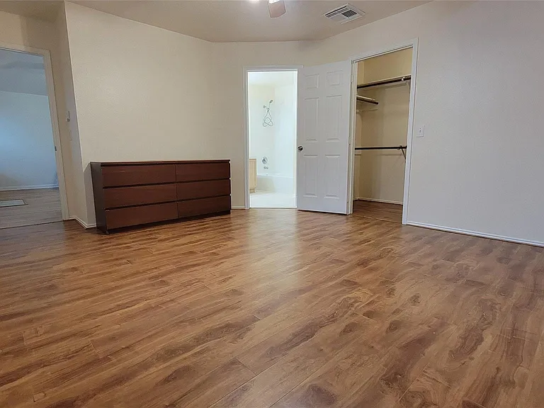 4831 Dark Canyon Ct — Photo 17