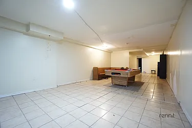 Rented by Rennit Inc.