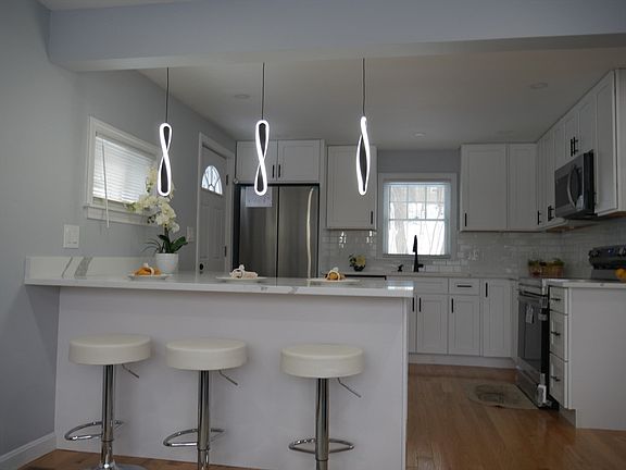 5th image of 54 Harris Rd