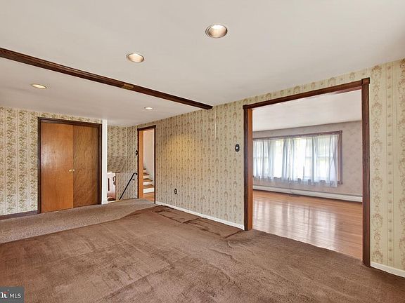 5th image of 1279 Sheep Hill Rd