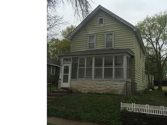 2nd image of 1043 Galtier St