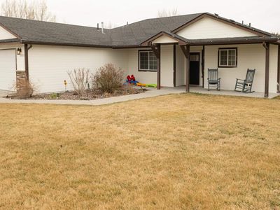 1753 NE Quarry Ave, Mountain Home, ID, 83647
