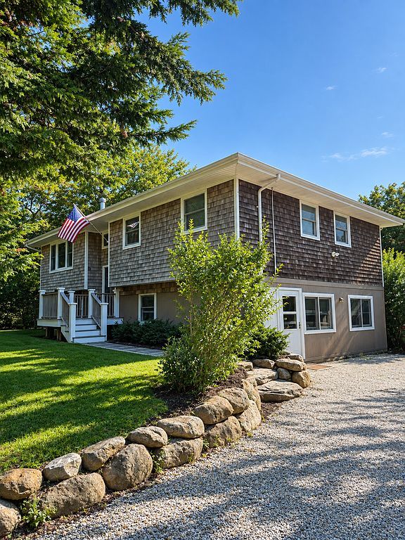 237 W Lake Dr - Property Image