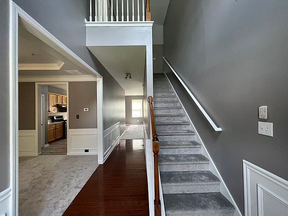 2nd image of 6119 Foxcroft Ct #1