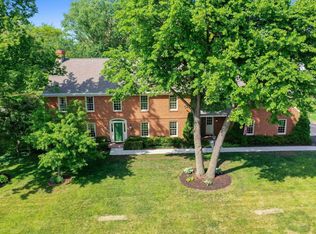 260 Arbor Ln, Green Bay, WI 54301