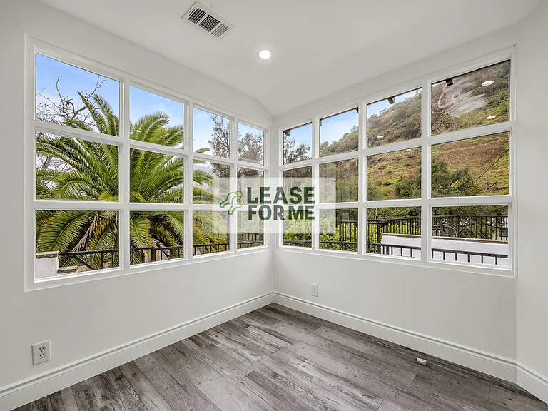 9848 Portola Dr — Photo 41
