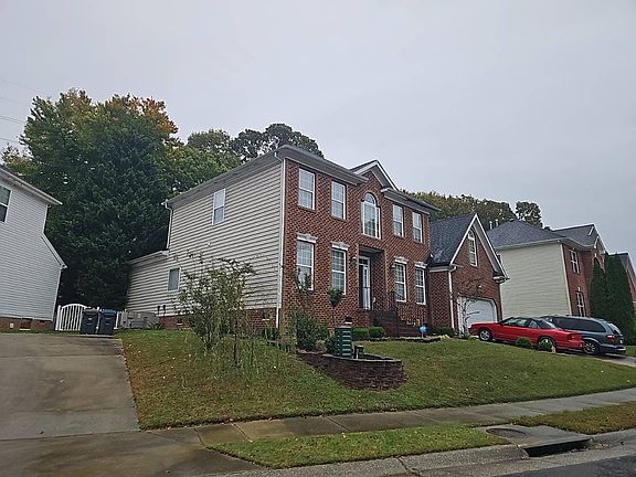 3rd image of 109 Meredith Way