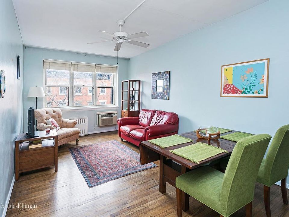 1st image of 320 W 19th St APT 4D