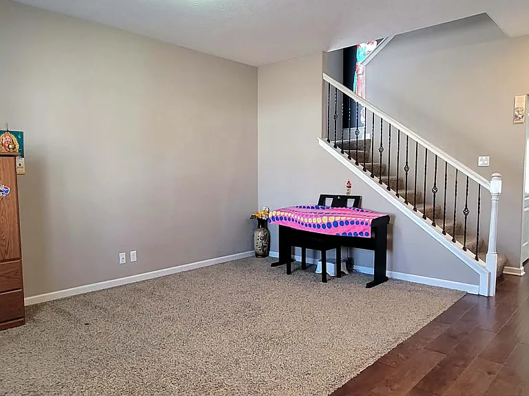 18555 Drexel St — Photo 4