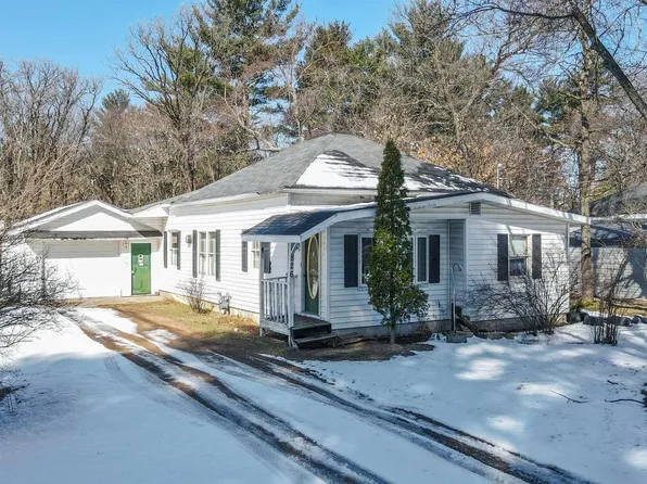 826 HIGH SCHOOL STREET, Almond, WI 54909