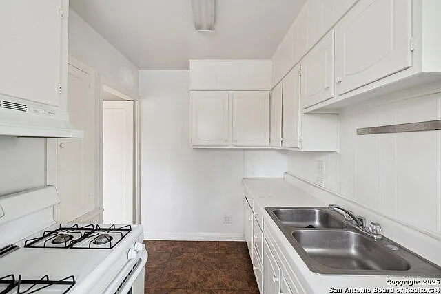 515 E Olmos Dr #4 — Photo 13