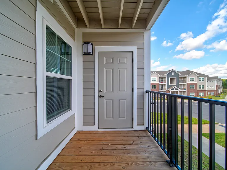The Hub on Harris Apartment Homes — Photo 13