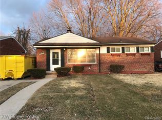 22010 Whitmore St, Oak Park, MI 48237