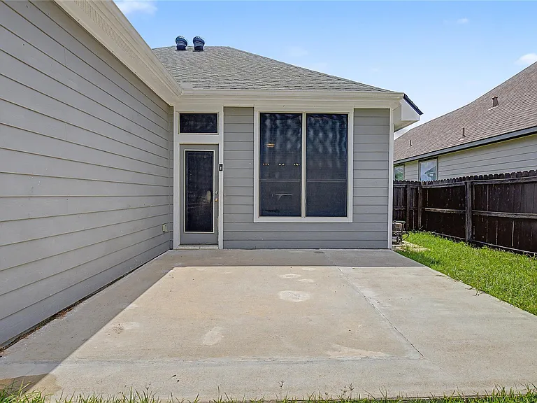 2134 Markley Dr — Photo 26