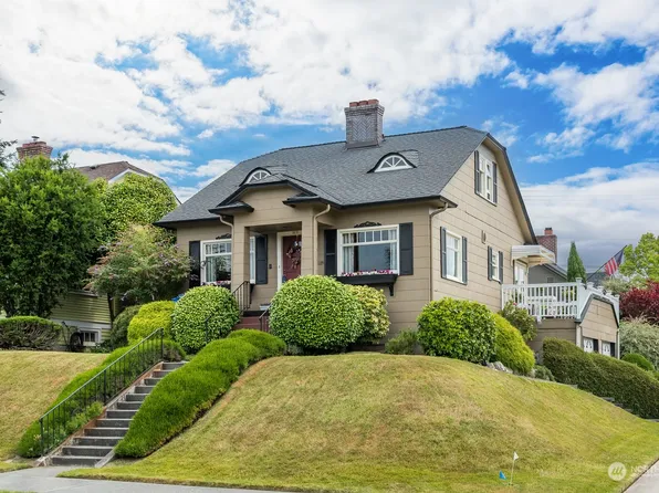 1431 Wetmore Avenue, Everett, WA 98201