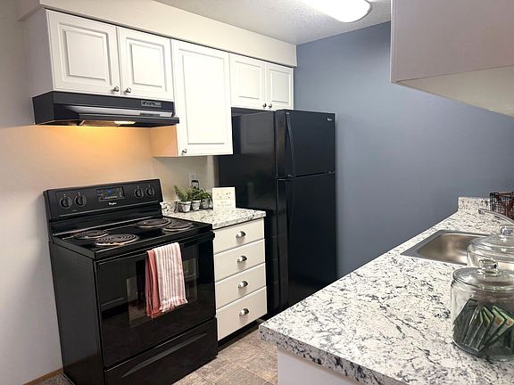 3rd image of 8057 SE Monroe St #7969